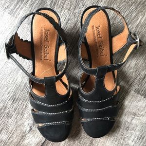 Josef Seibel sandals with heel BRAND NEW! NWOT